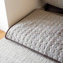 Indlæs billede til gallerivisning MrFluffyFriend® - Bedste Kølemåtte til Kæledyr